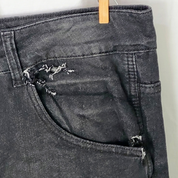 Rebel Vengeance Men's Low Rise Flare Two Tone Distressed Jeans - Size 34 - Picture 2 of 15